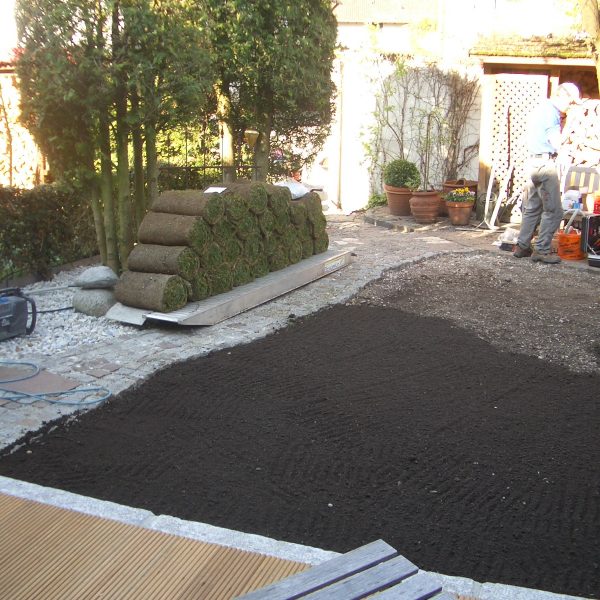 Terrasse, Pflaster, Rasen - HEWI Gartengestaltung